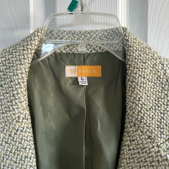 Green women’s knit 3/4 coat - Picture 2 of 6